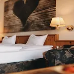Boutique Haidachhof Superior Hotel 4*