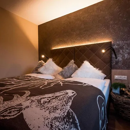 Boutique Haidachhof Superior 4* 푸겐