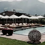 Boutique Haidachhof Superior 4* 푸겐